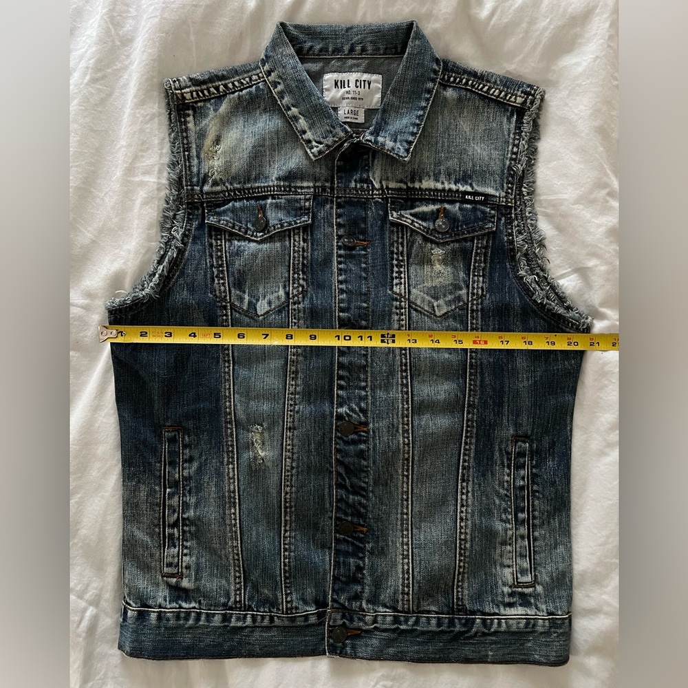 Kill City Distressed Denim Vest Large
